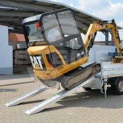 ALU-Auffahrrampen Set inkl. Gleitschiene, Teleskopkurbelstützenset und Kennzeichenklappe für Rückwärtskipper Rocko Smart (RKE..-27-15.2)